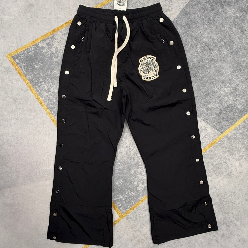 Black Snap-Detail Jogger Sweatpants